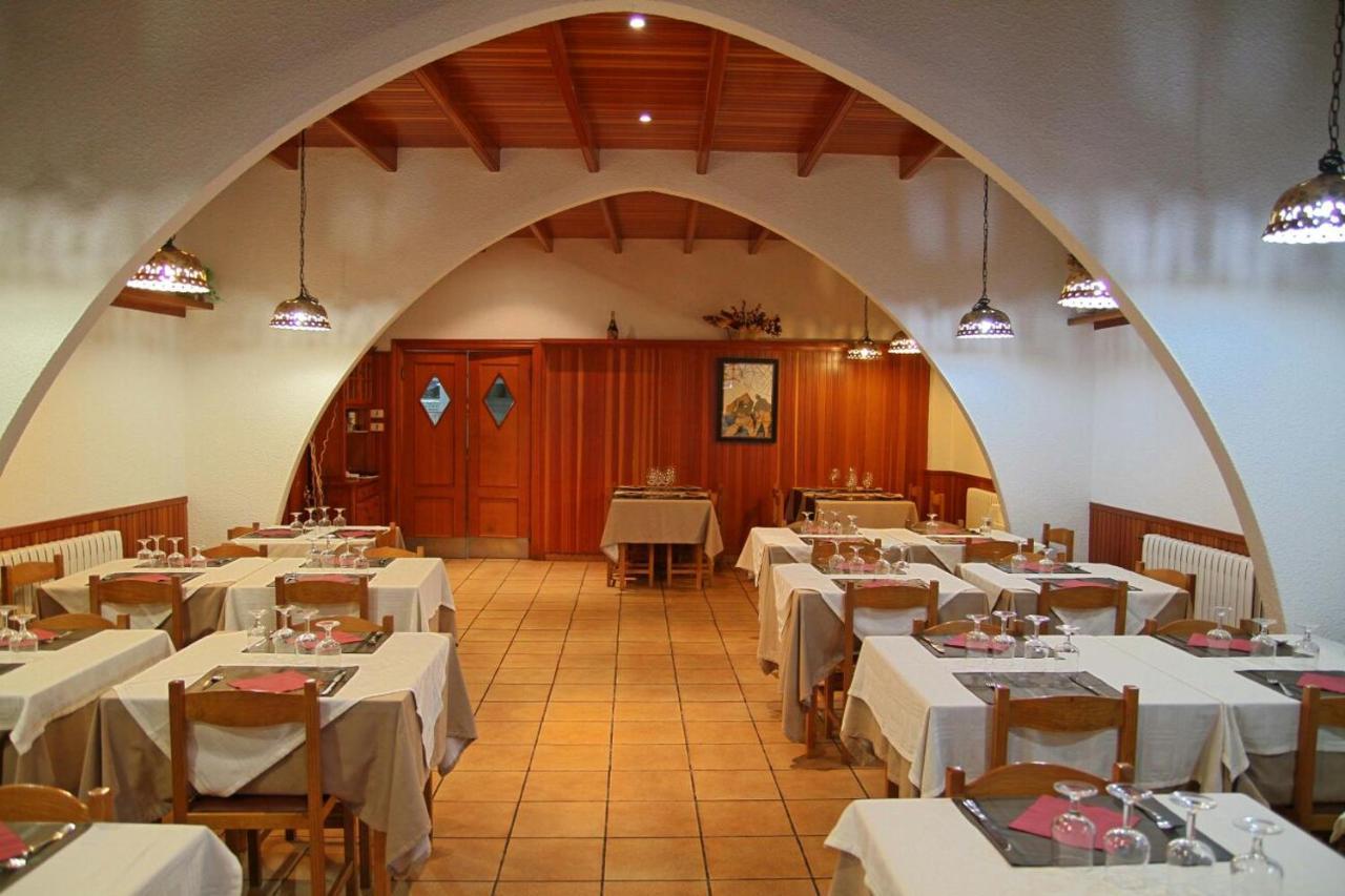 H Ribera Hotel El Pont de Suert Bagian luar foto
